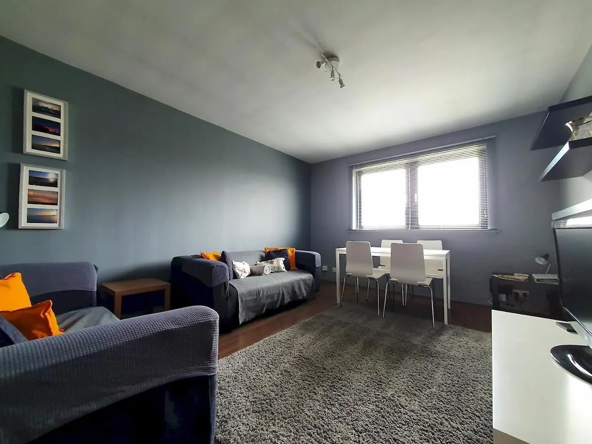 2 Bedroom, Free Parking & Netflix Near Hospitals Абердин Апартаменты